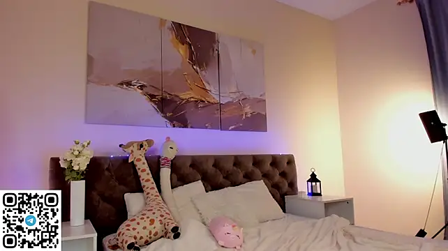 Linablueeyed stripchat live cam model
