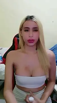 celest_yummy stripchat live cam model