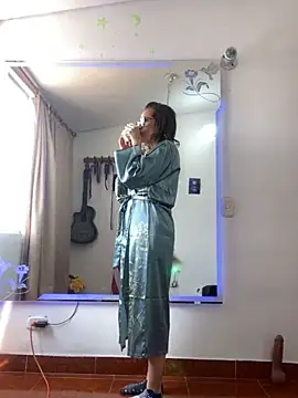 Goddess-Love- stripchat live cam model