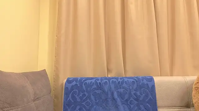 onebigkisss stripchat live cam model
