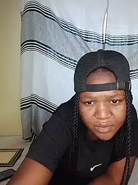 JuicyBerrie_05 stripchat live cam model