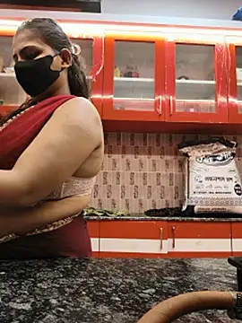 Divya_girl stripchat live cam model