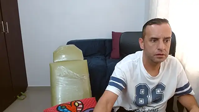 Angel_Naye stripchat live cam model