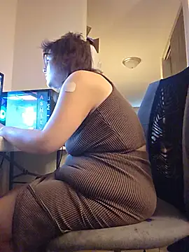Ashloves_ stripchat live cam model
