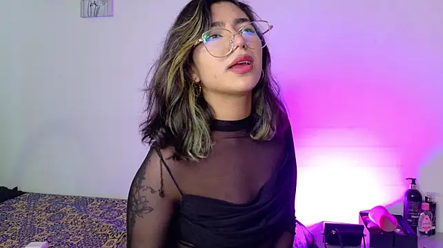 Alejaa_storm stripchat live cam model