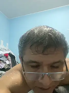 jpervertido stripchat live cam model