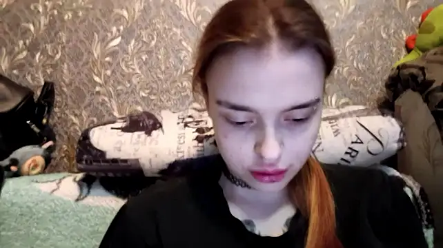 CaraDelevingnee stripchat live cam model