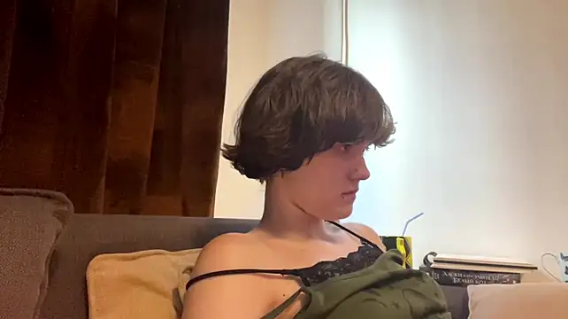 HeyFriren stripchat live cam model