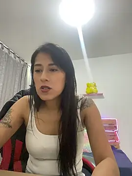 Aria-1212 stripchat live cam model