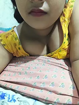 Blissfull_Esha stripchat live cam model