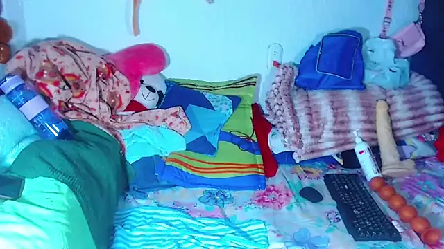 estrellita_fugaz16x stripchat live cam model