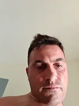 Rinox87 stripchat live cam model