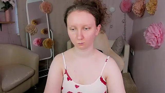 SunshineBlaze stripchat live cam model