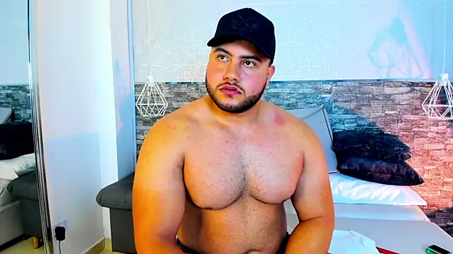 apolorusso stripchat live cam model