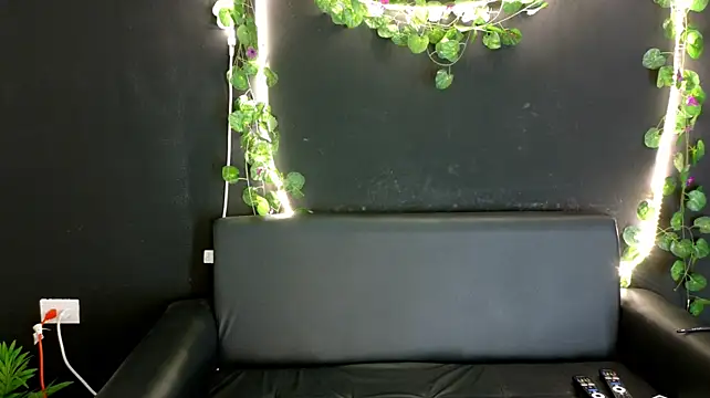 Hotgirl_77_ stripchat live cam model