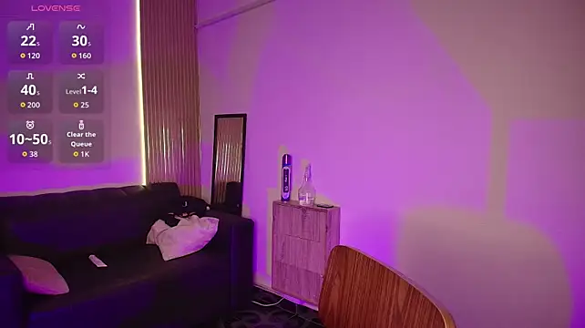 Nia_Blum_1 stripchat live cam model