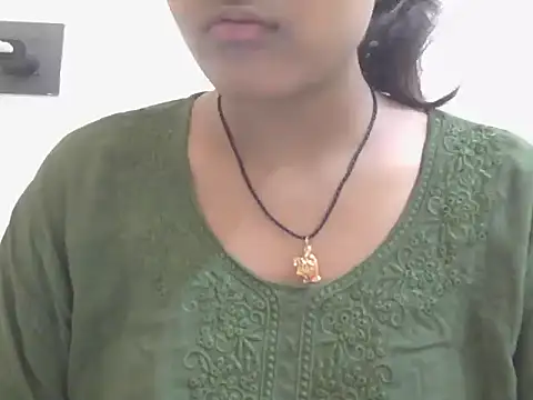 Urfi_Singh stripchat live cam model