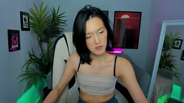 NaomiKurosawa stripchat live cam model