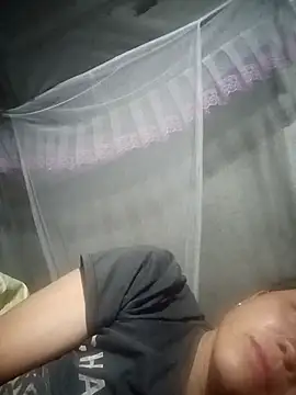 Hope-ee stripchat live cam model