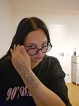 JUJUICY- stripchat live cam model