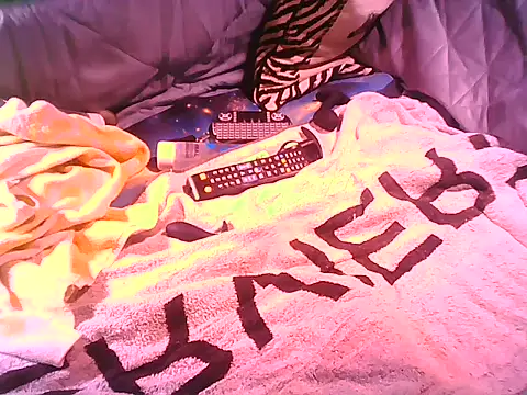 Floschae stripchat live cam model