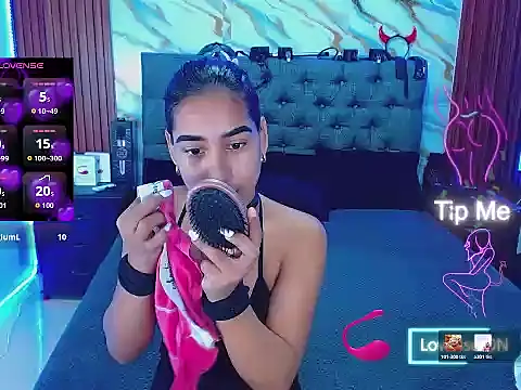 kataleyadubley stripchat live cam model
