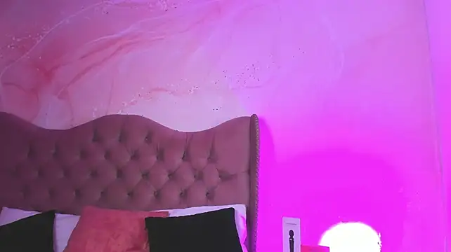 AliceCruzz stripchat live cam model
