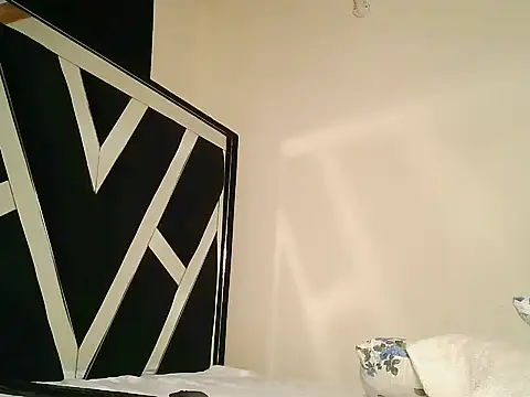 The_nuser stripchat live cam model