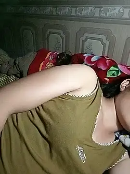 lan-xinh stripchat live cam model