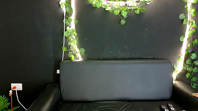 Hotgirl_77_ stripchat live cam model