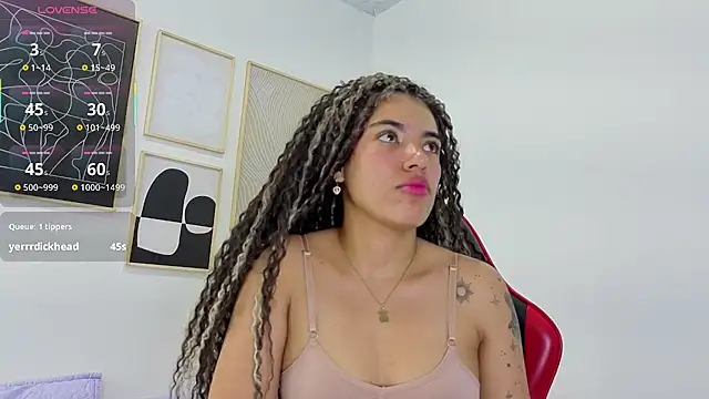 _lili_rose_ stripchat live cam model