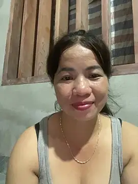milk_sugar2k stripchat live cam model