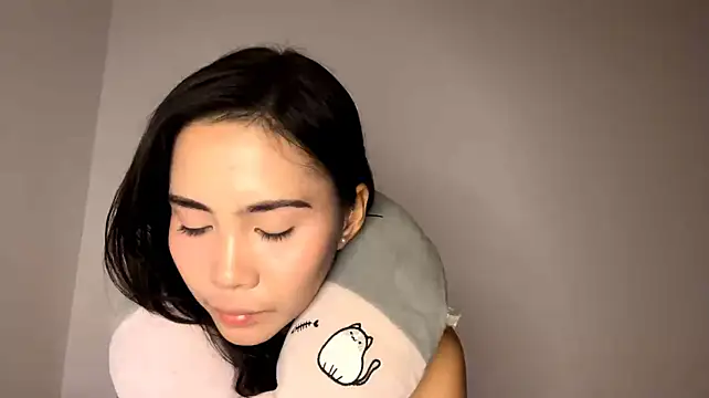 HiediWatkin stripchat live cam model