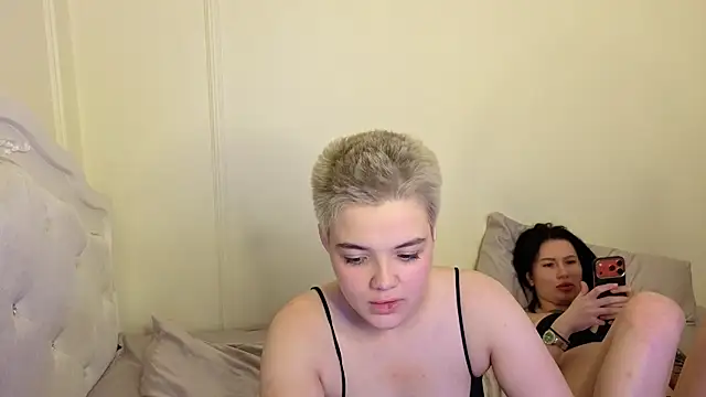 Honey__Money stripchat live cam model