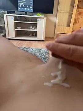 Cukifiu9595 stripchat live cam model