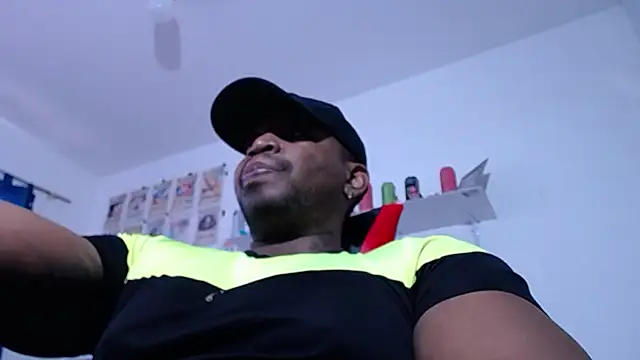 leandrohurtado69 stripchat live cam model