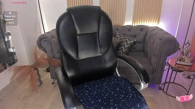 Pink_Velvett stripchat live cam model