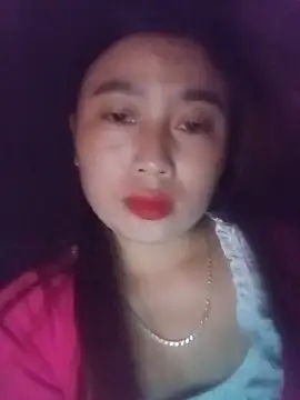 trieuhoaly stripchat live cam model