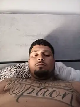 Mrmalvadin69 stripchat live cam model