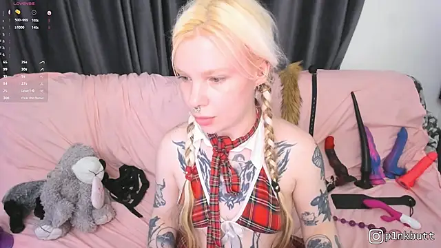 HelenGoat stripchat live cam model