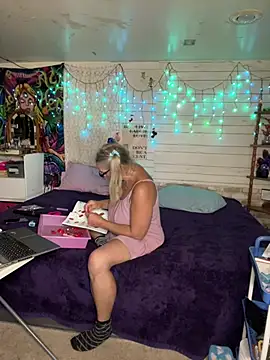 Trenaonmute stripchat live cam model