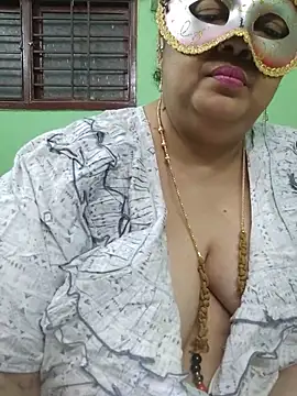 Tamil-mayasri stripchat live cam model