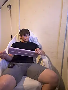 bigbootyboy_ stripchat live cam model