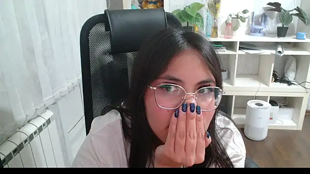 Anda_here stripchat live cam model