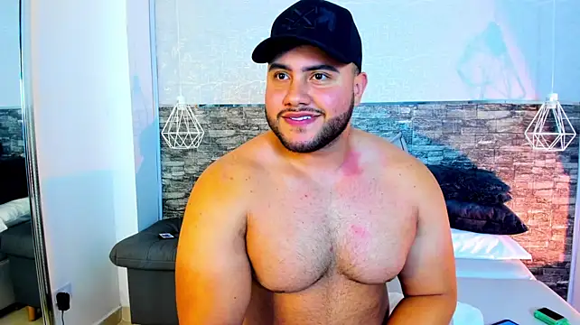 apolorusso stripchat live cam model