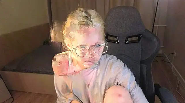 mollyy_snow stripchat live cam model