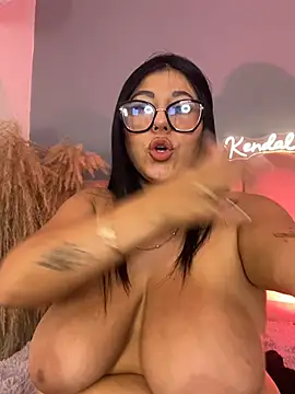 KendalMilleer stripchat live cam model