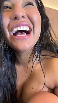 valenlopezz_ stripchat live cam model