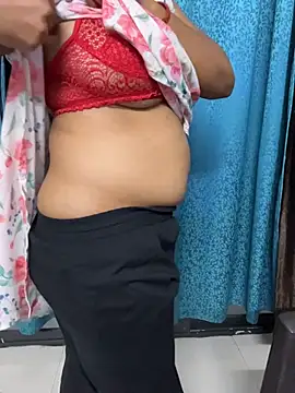 LoveJourney stripchat live cam model