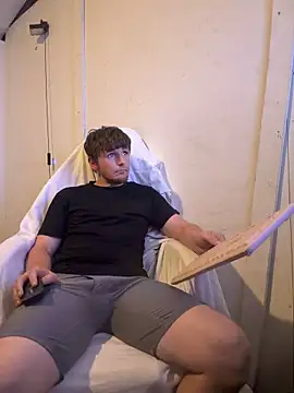 bigbootyboy_ stripchat live cam model